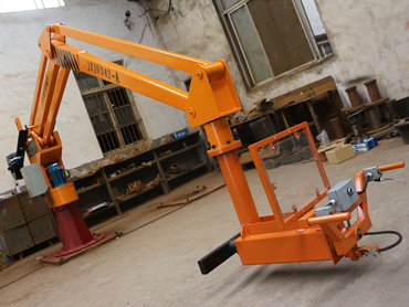 Kā realizēt automātisko ielej, ielejot manipulatoru