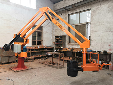 Pusautomātiskā metināšanas mašīna